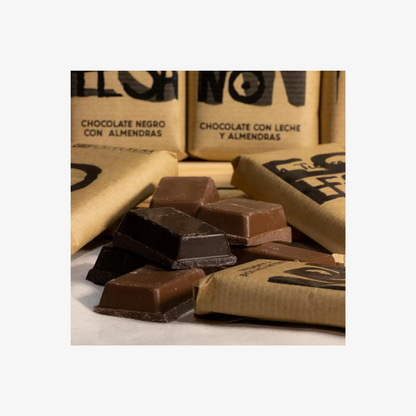 Estuche de madera 5 chocolates artesanos (5x50g)